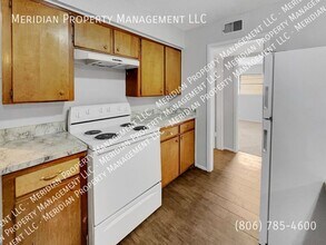 1714 Elkhart Ave in Lubbock, TX - Building Photo - Building Photo