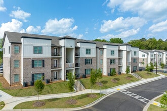 Pointe Grand Dawsonville in Dawsonville, GA - Foto de edificio - Building Photo
