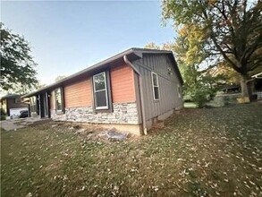8220 Freeman Ave in Kansas City, KS - Building Photo - Building Photo