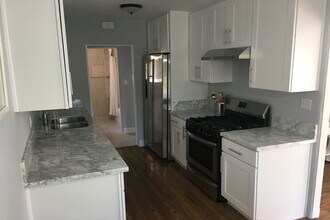917 7th St in Santa Monica, CA - Building Photo - Building Photo