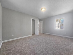 5 Paris Creek Ct in Greenville, SC - Building Photo - Building Photo