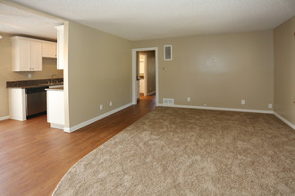 Rancho Monterey Apartments in Garden Grove, CA - Building Photo - Interior Photo