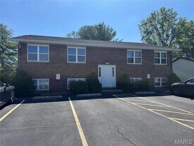 106 Osterhage Dr in Waterloo, IL - Building Photo