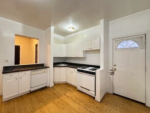 1322 Oak Ave in Evanston, IL - Building Photo - Building Photo