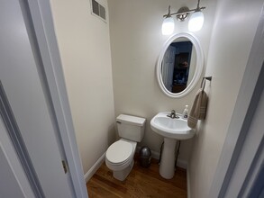 78 Grant St in Waltham, MA - Building Photo - Building Photo