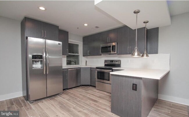 property at 2562 Frankford Ave
