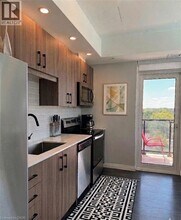 108 Garment St in Kitchener, ON - Building Photo - Building Photo