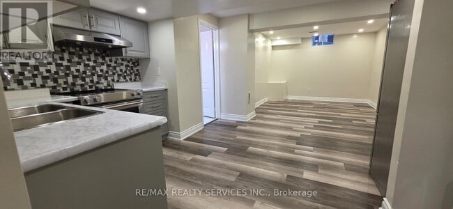 34 Interlacken Dr in Brampton, ON - Building Photo - Building Photo