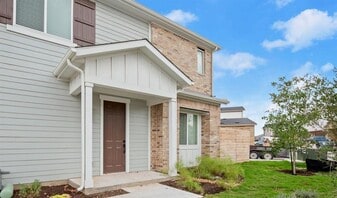 17413 Homestead Haven Dr in Bee Cave, TX - Building Photo