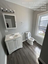 2310 Barnum Ave in Stratford, CT - Foto de edificio - Building Photo