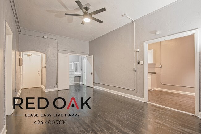 property at 854 S Oxford Ave