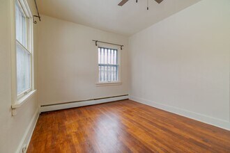 452 Acequia Madre in Santa Fe, NM - Building Photo - Building Photo