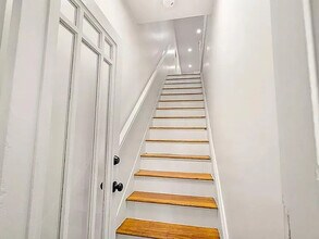 27 Hancock St, Unit 2 in Salem, MA - Building Photo - Building Photo