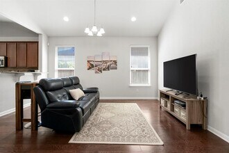 9925 Milla Cir in Austin, TX - Building Photo - Building Photo