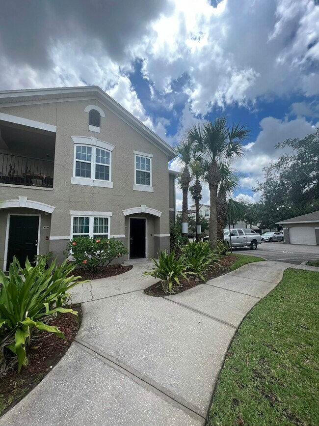 6542 Swissco Dr in Orlando, FL - Building Photo - Building Photo