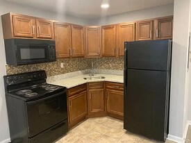 6001 N 17th St in Philadelphia, PA - Building Photo