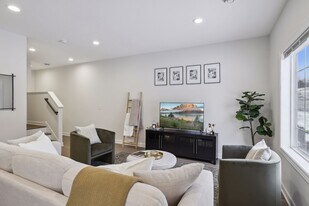 2489 Cedarwood Ln in River Falls, WI - Building Photo