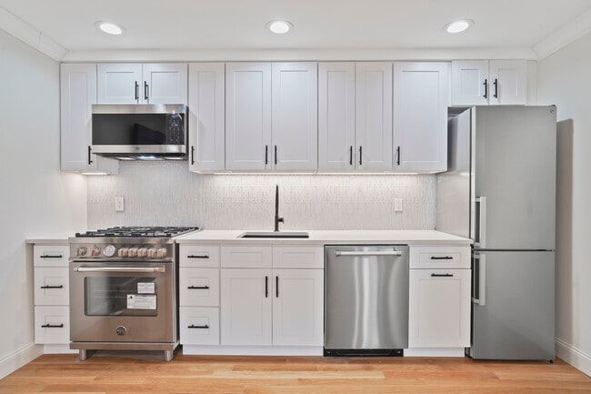 property at 1 Cambridge Pl