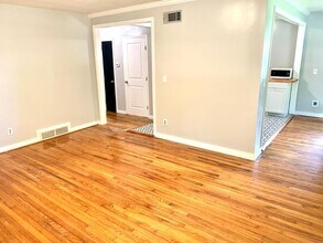 4805 Reynolds St in Savannah, GA - Building Photo - Building Photo