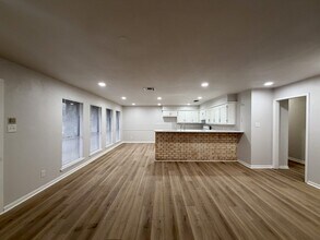 200 N 23rd St in Corsicana, TX - Building Photo - Building Photo