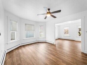 634 High St in Middletown, CT - Foto de edificio - Building Photo