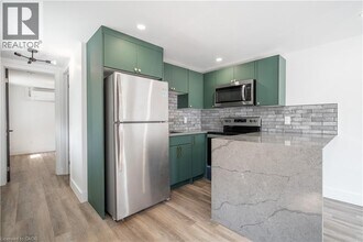 19 Munn St in Hamilton, ON - Building Photo - Building Photo