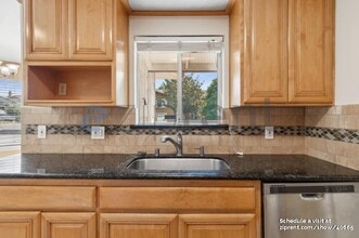 792 Los Olivos Dr in Santa Clara, CA - Building Photo - Building Photo