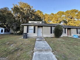 415 Admiral's Walk Dr in St. Marys, GA - Building Photo