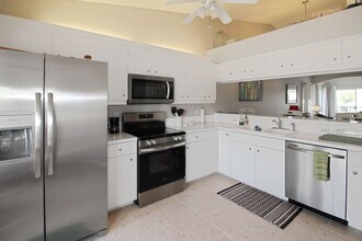 905 Addington Ct in Venice, FL - Building Photo - Building Photo