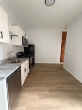 2633 N Charles St in Baltimore, MD - Building Photo - Building Photo