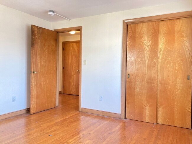 55 Kendall St in Quincy, MA - Building Photo - Building Photo
