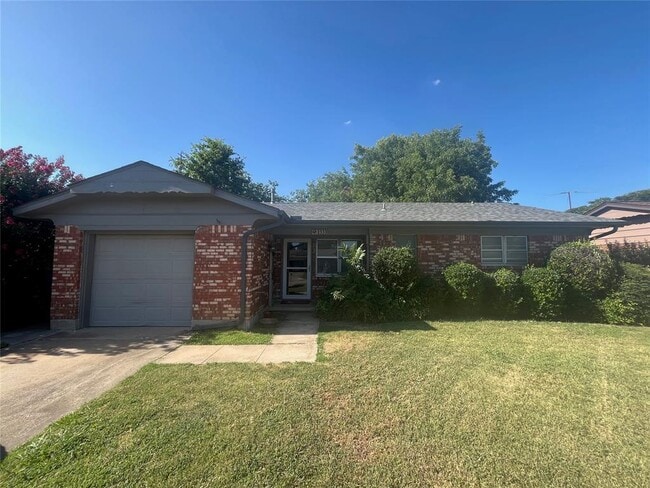 property at 1331 W Hayes St