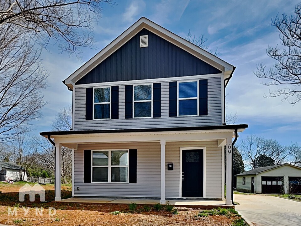 69 Hill St in Salisbury, NC - Building Photo