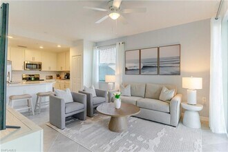 15345 Grn Acrs Ave in Punta Gorda, FL - Foto de edificio - Building Photo