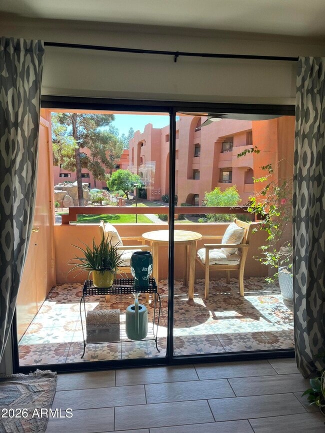 property at 12222 N Paradise Vlg Pkwy S
