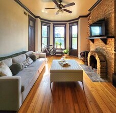 3765 N Kenmore Ave in Chicago, IL - Building Photo - Building Photo