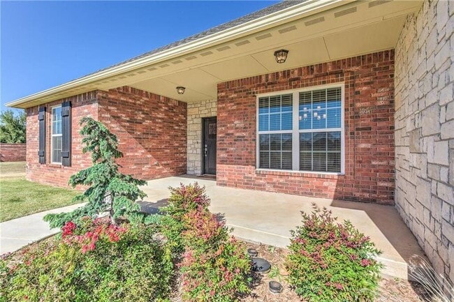 641 Geneva Dr in Edmond, OK - Building Photo - Building Photo