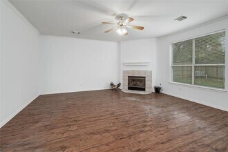 6036 Mesa Verde Cir in Austin, TX - Building Photo - Building Photo