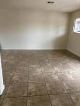 1532 Cobb Ln, Unit 3 in Las Vegas, NV - Building Photo - Building Photo