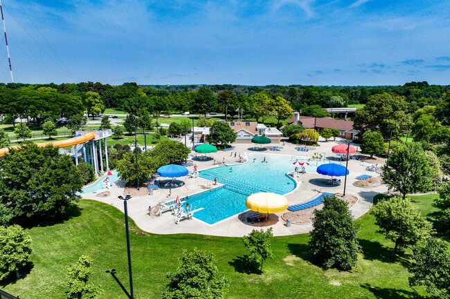Casas Alquiler en Glendale, WI