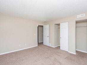 Bavarian Woods Apartments in Middletown, OH - Foto de edificio - Building Photo