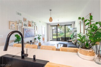 15126 Palmer Lake Cir in Naples, FL - Building Photo - Building Photo