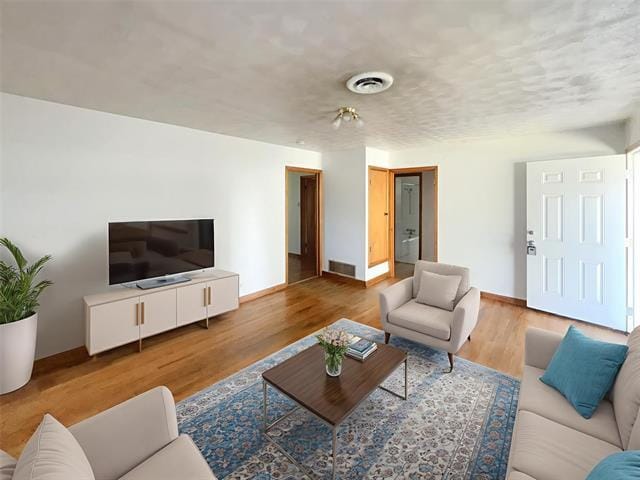 404 S Coppell Rd in Coppell, TX - Building Photo - Building Photo