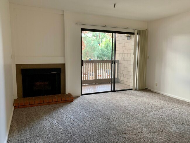 49 Showers Dr in Mountain View, CA - Building Photo - Building Photo