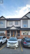 307 Galston Private in Ottawa, ON - Building Photo