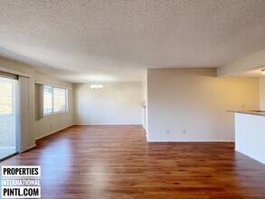 350 S Oakland in Pasadena, CA - Foto de edificio - Building Photo