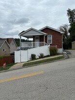 912 Highland Ave in Pitcairn, PA - Building Photo