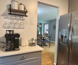 95 Orient Way, Unit Spacious 1 Bedroom in Rutherford, NJ - Building Photo - Building Photo