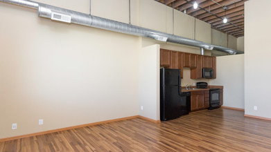 Riverpoint Lofts in Des Moines, IA - Building Photo - Building Photo