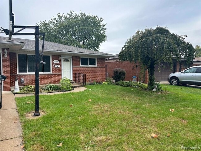 property at 29543 Eiffel Ave